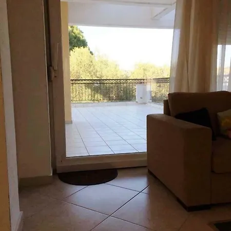 Chris Lux Ormos Panagias