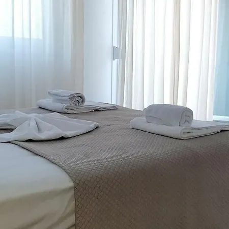 Chris Lux Casa de Férias Ormos Panagias